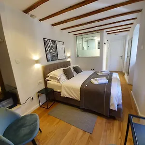 4* Bed & Breakfast The At